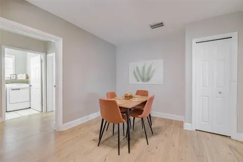 2731 W Spruce Street Tampa FL 33607