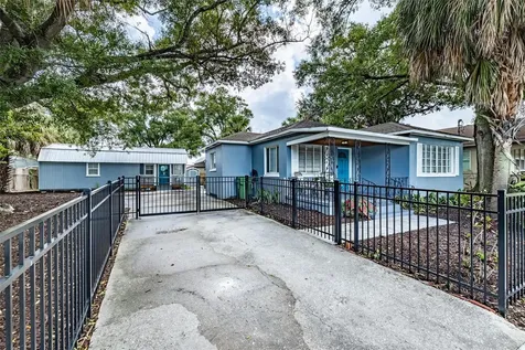 2731 W Spruce Street Tampa FL 33607