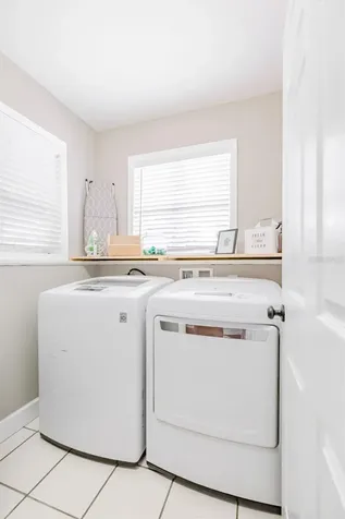 2731 W Spruce Street Tampa FL 33607