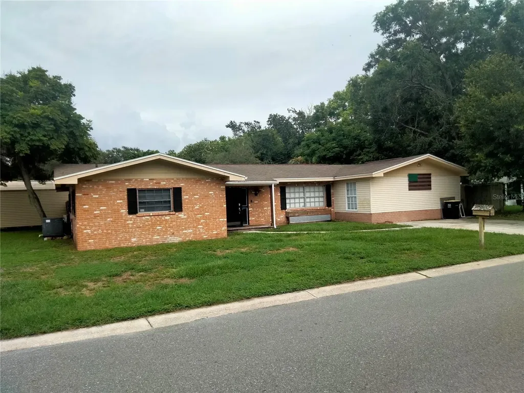 1415 Long Street Lakeland FL 33801