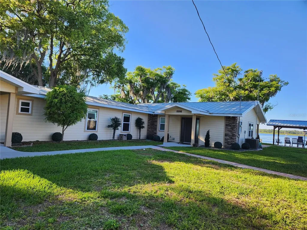 8998 W Lakeview Court Crystal River FL 34428