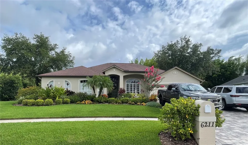 6211 Nimes Court Lutz FL 33558
