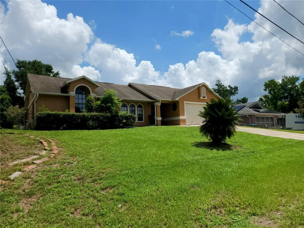 512 Flagler Street Deltona FL 32725