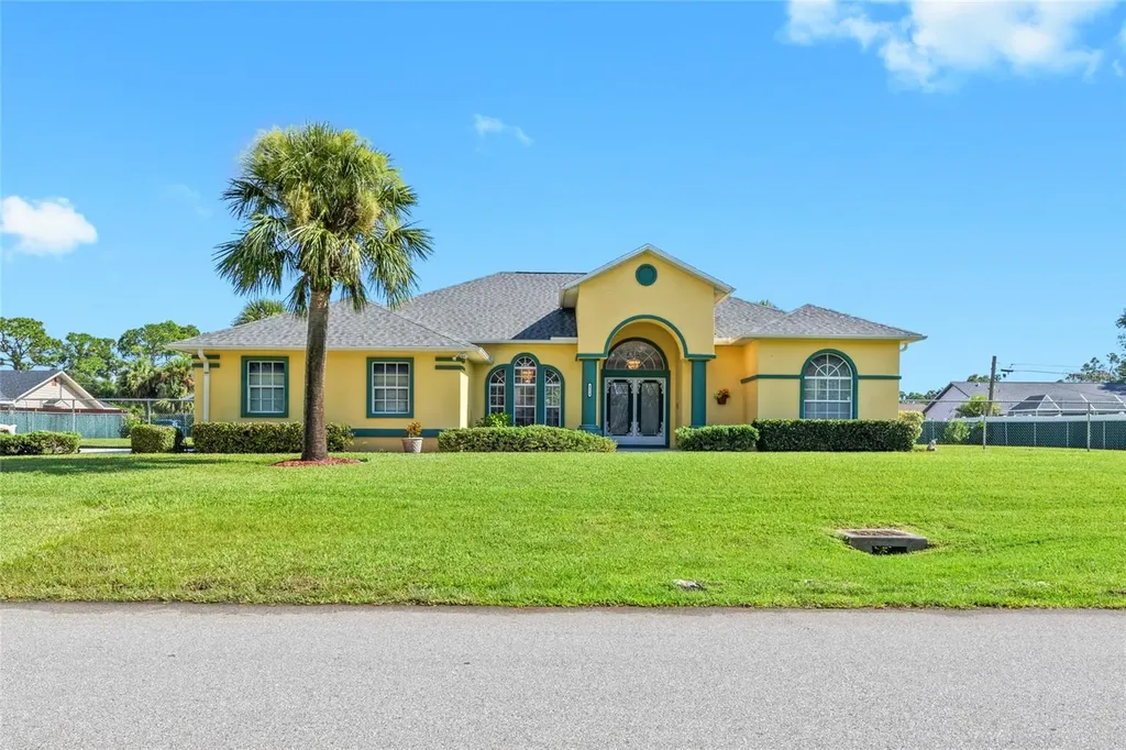 4254 Wabasso Avenue North Port FL 34287