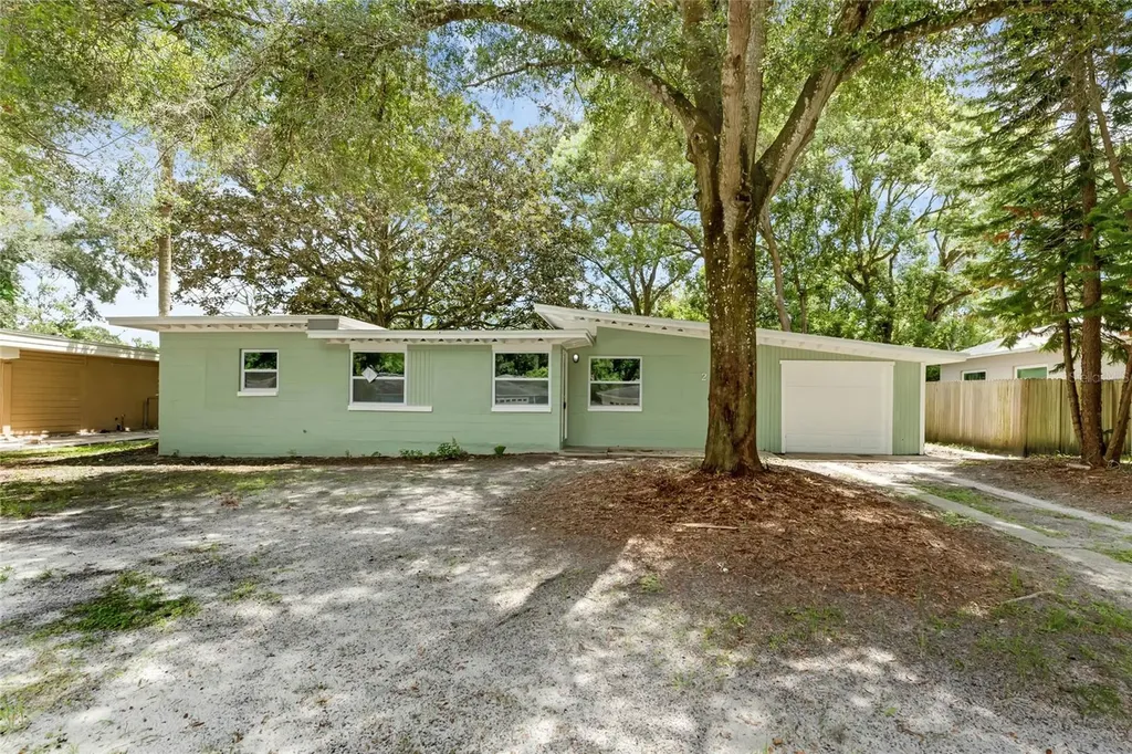 2433 Princeton Avenue Sanford FL 32771