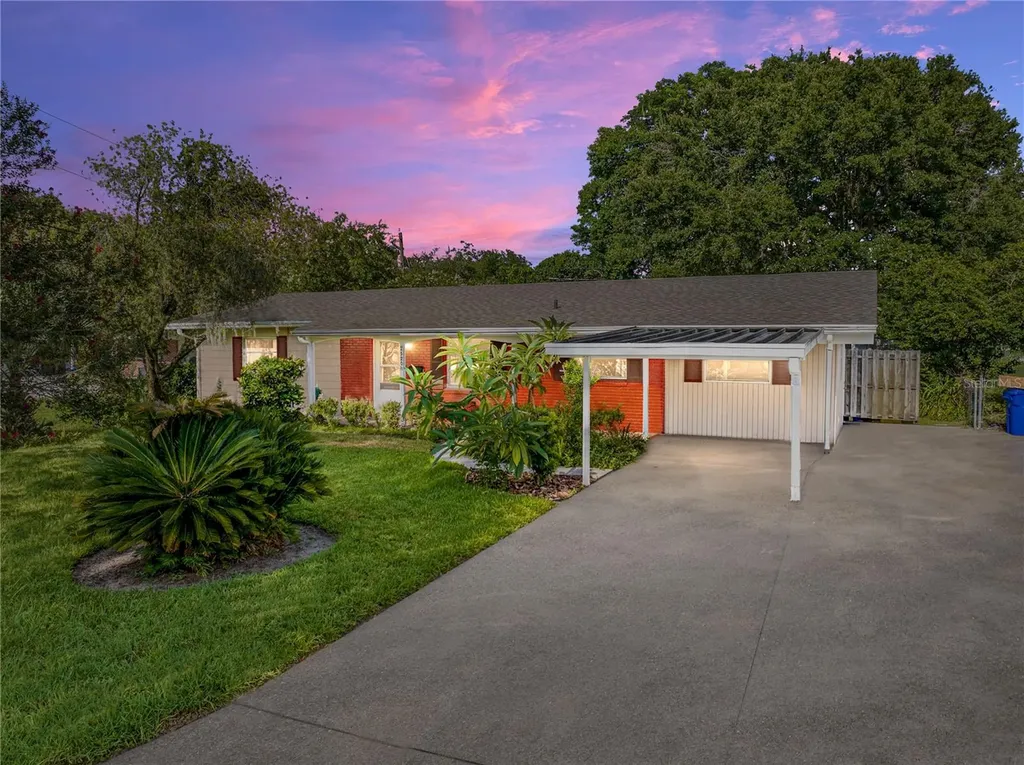 2520 S Palmeden Drive Lakeland FL 33803