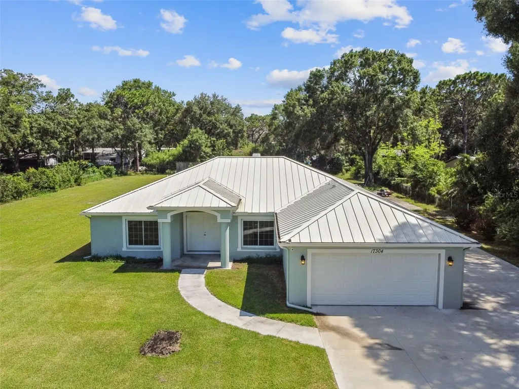 17304 Meadow Lane Lutz FL 33558