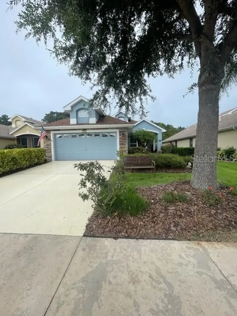 2035 Bayside Avenue Mount Dora FL 32757