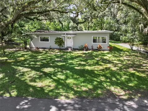 1004 Oakland Heights Avenue Plant City FL 33563