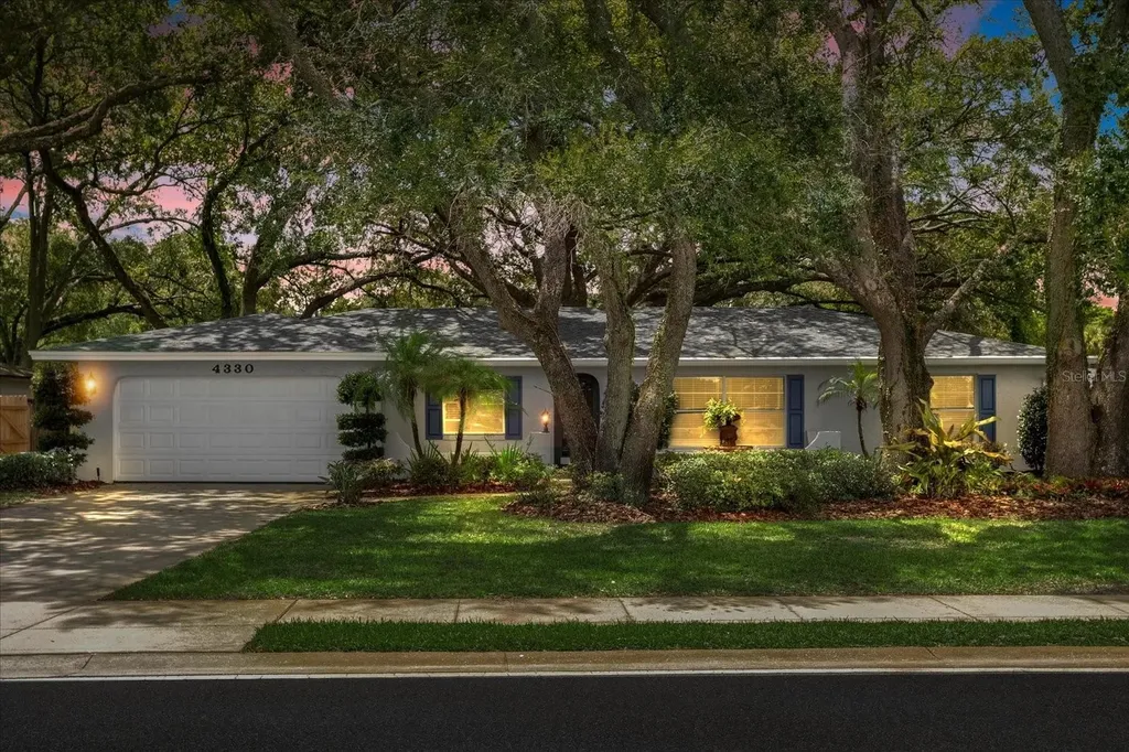4330 Cove Drive Belle Isle FL 32812