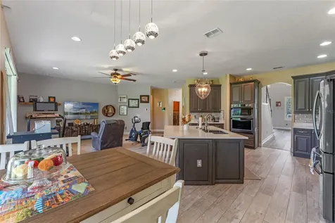 4317 Raywood Ash Court Oviedo FL 32766