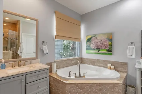 4317 Raywood Ash Court Oviedo FL 32766