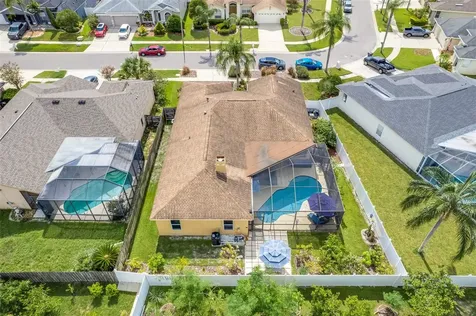 10207 Lockwood Pines Lane Tampa FL 33635