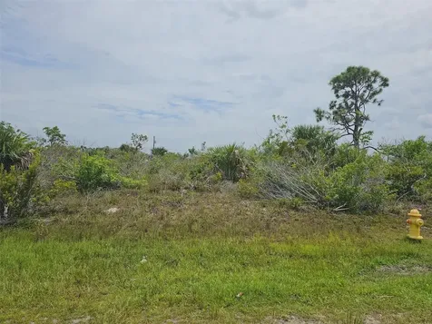 15093 Acorn Circle Port Charlotte FL 33981