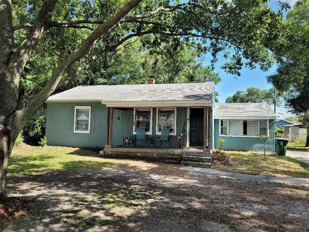 2119 W Ferris Avenue Tampa FL 33603