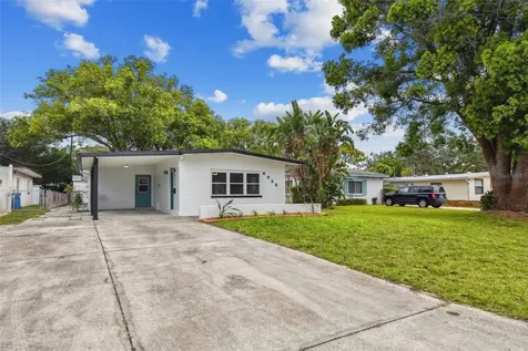 6929 39th Avenue N St Petersburg FL 33709