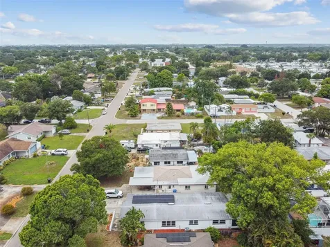 6929 39th Avenue N St Petersburg FL 33709