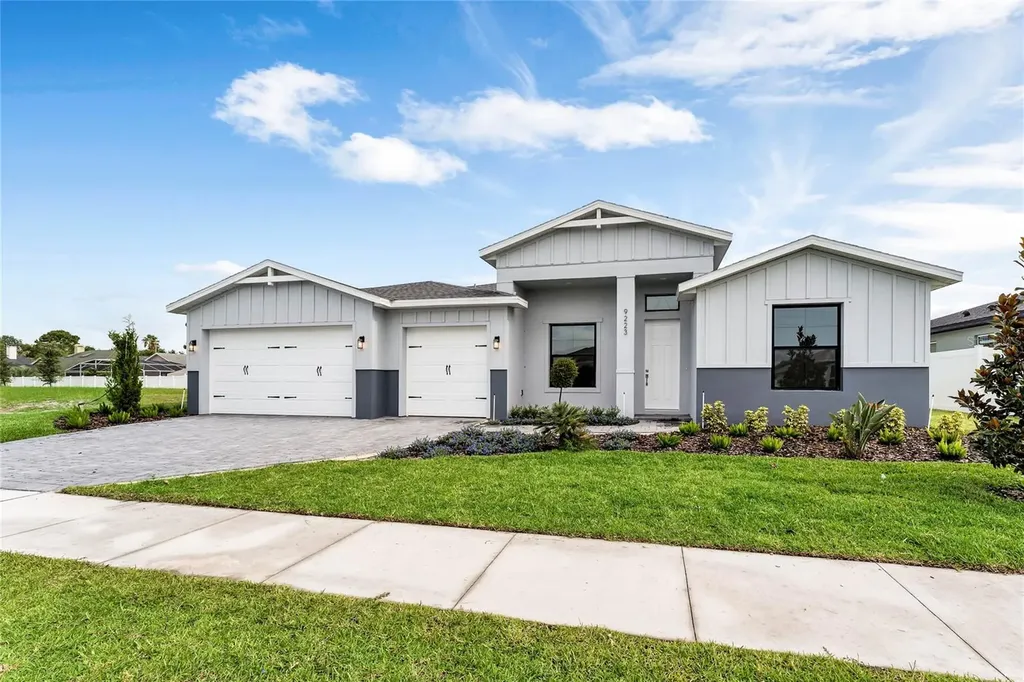 9223 Eagles Perch Place Orlando FL 32825