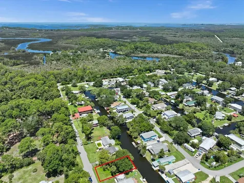 6049 Colony Circle Weeki Wachee FL 34607