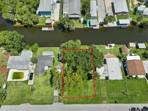 6049 Colony Circle Weeki Wachee FL 34607