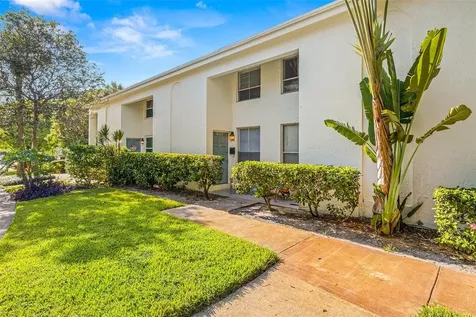 4308 La Riviera Court Tampa FL 33611