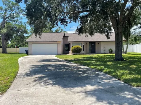 5016 30th Street Court E Bradenton FL 34203