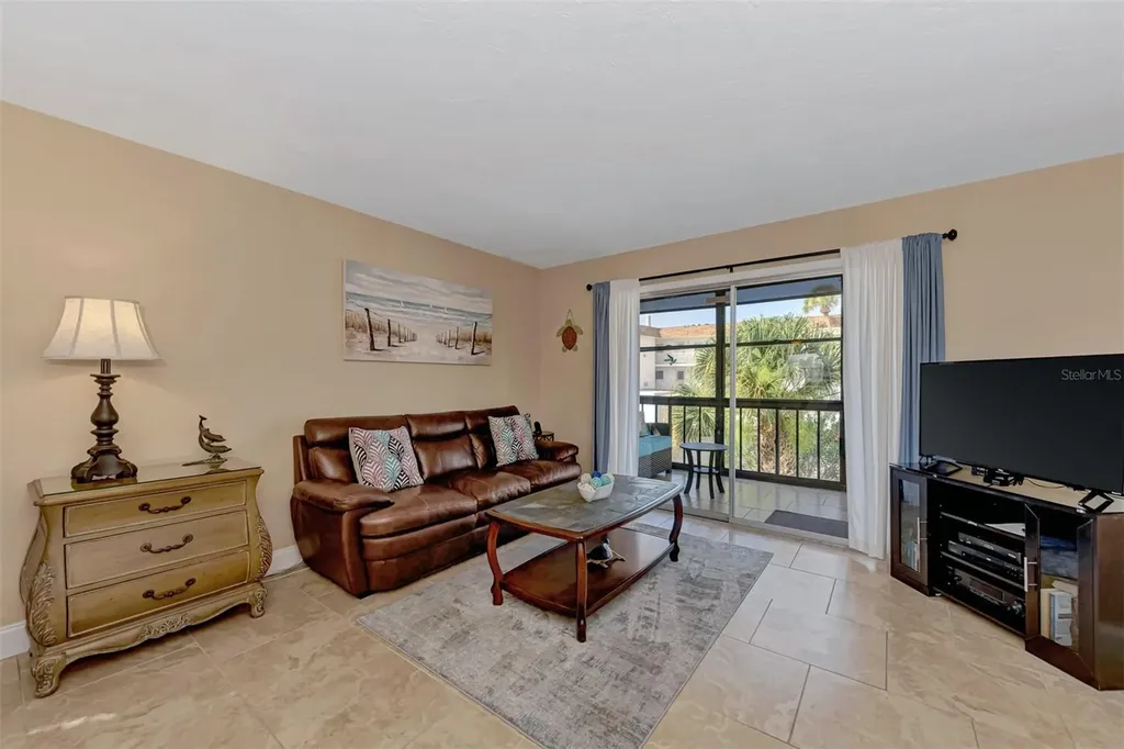 116 Vista Hermosa Circle Sarasota FL 34242