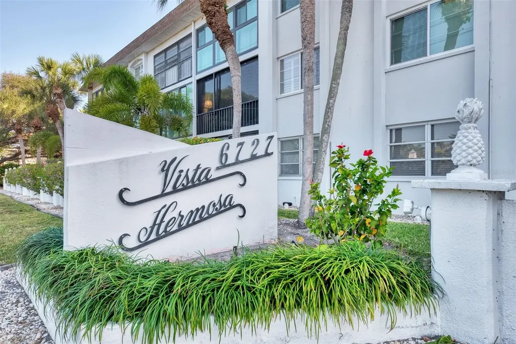 116 Vista Hermosa Circle Sarasota FL 34242