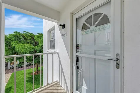 116 Vista Hermosa Circle Sarasota FL 34242