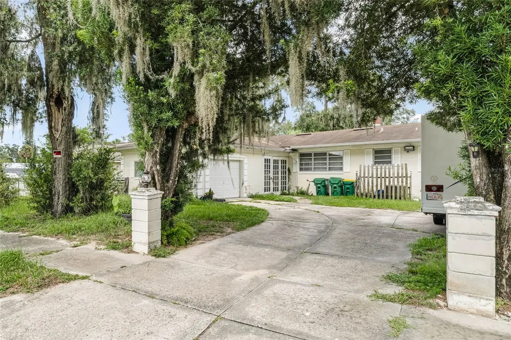 308 S Orleans Avenue Deland FL 32720