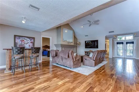 2869 Hammock Drive Plant City FL 33566