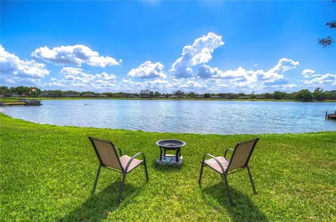 2869 Hammock Drive Plant City FL 33566