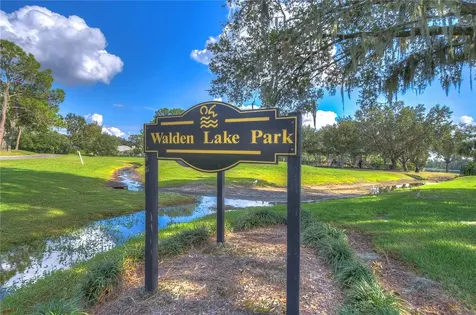 2869 Hammock Drive Plant City FL 33566