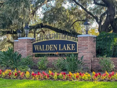 2869 Hammock Drive Plant City FL 33566