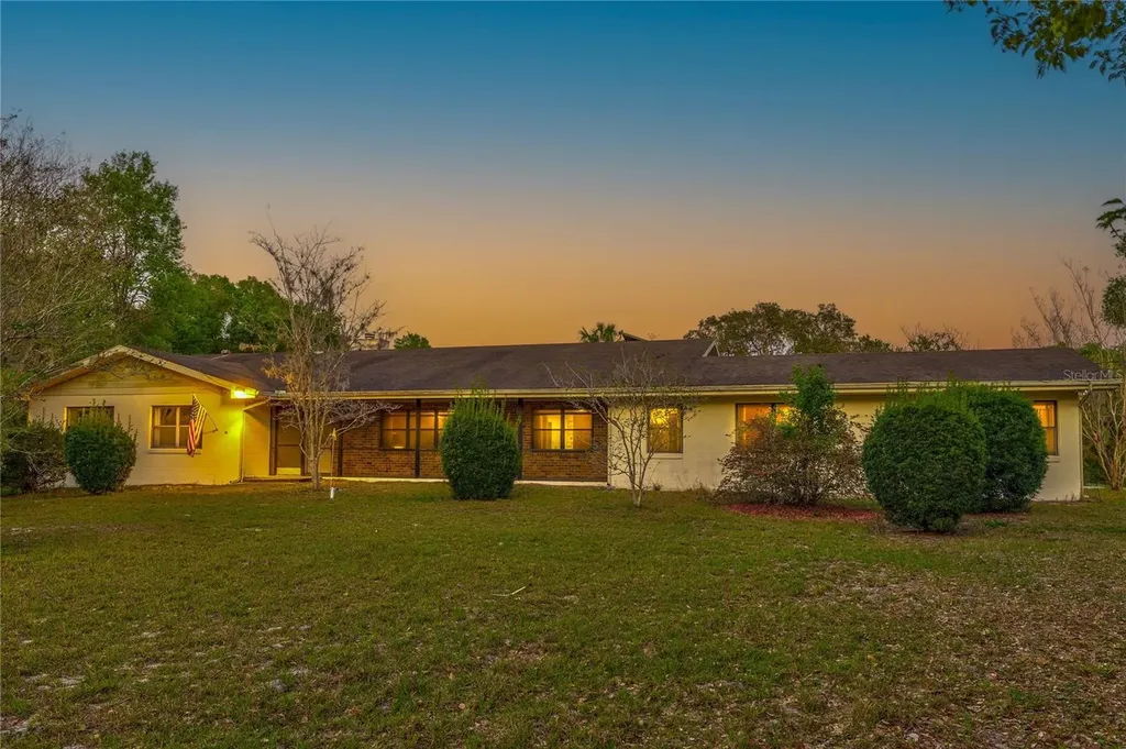 2225 S Spring Garden Avenue Deland FL 32720