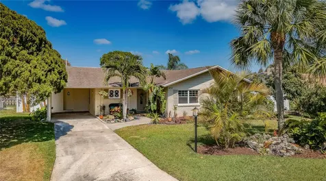 8717 Tahiti Lane Tampa FL 33615