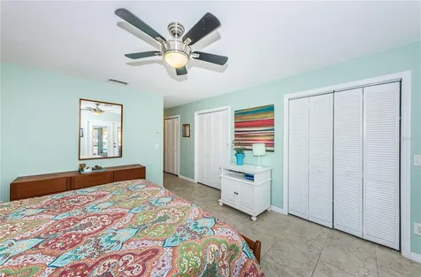8717 Tahiti Lane Tampa FL 33615