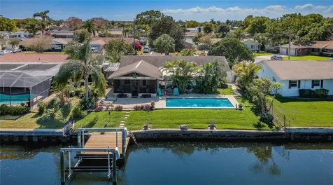8717 Tahiti Lane Tampa FL 33615