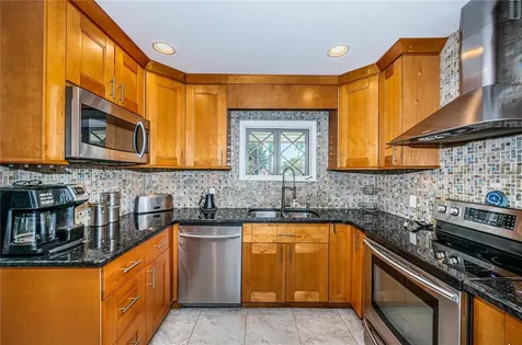8717 Tahiti Lane Tampa FL 33615