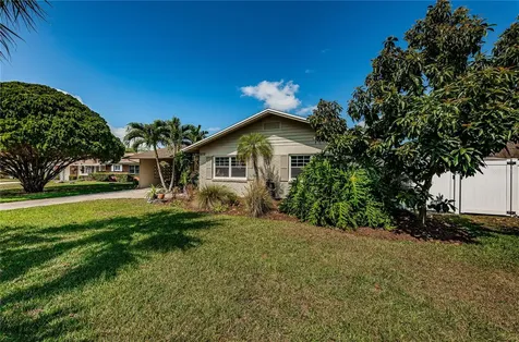 8717 Tahiti Lane Tampa FL 33615
