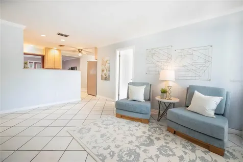 5821 59th Avenue N St Petersburg FL 33709