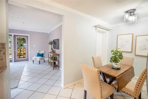 5821 59th Avenue N St Petersburg FL 33709