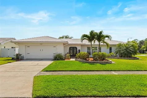 2141 Wateroak Drive N Clearwater FL 33764