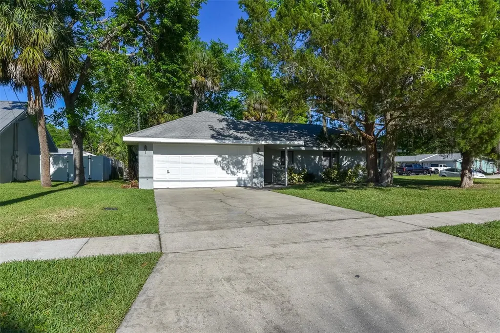 1899 Magnolia Avenue South Daytona FL 32119