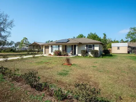 40351 W 2nd Avenue Umatilla FL 32784