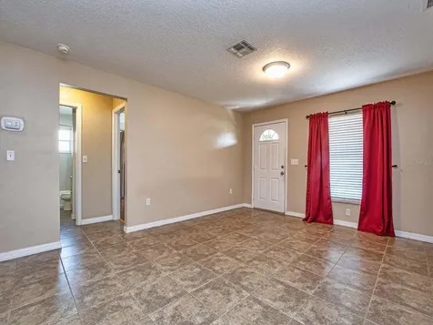 40351 W 2nd Avenue Umatilla FL 32784