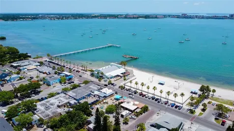 1907 59th Street S Gulfport FL 33707
