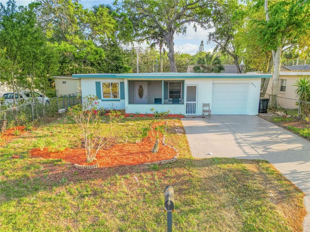 621 Calhoun Street South Daytona FL 32119