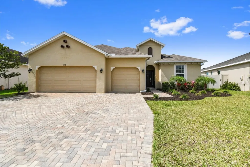 6738 Devesta Loop Palmetto FL 34221