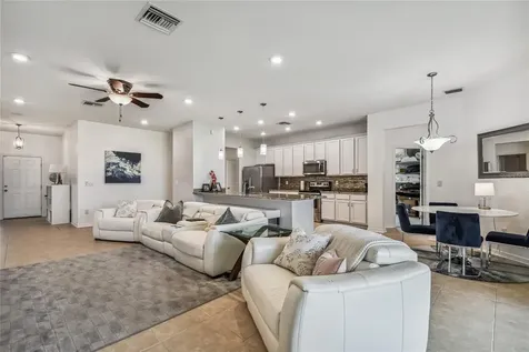 6738 Devesta Loop Palmetto FL 34221